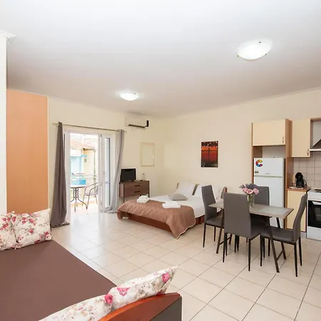 Olivine Apartments Lefkada City Exterior photo