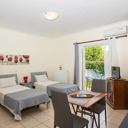 Olivine Apartments Lefkada City Exterior photo